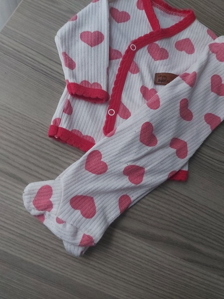 Pembe Kalp Desenli Uzun Kollu Bebek Kız Takımı - Görsel 2