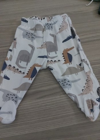 Desenli Bebek Erkek alt ve Önlük - Görsel 2