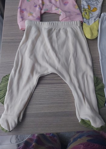 Kız Bebek Pamuklu Elastik Bel Pantolonlar - Görsel 2