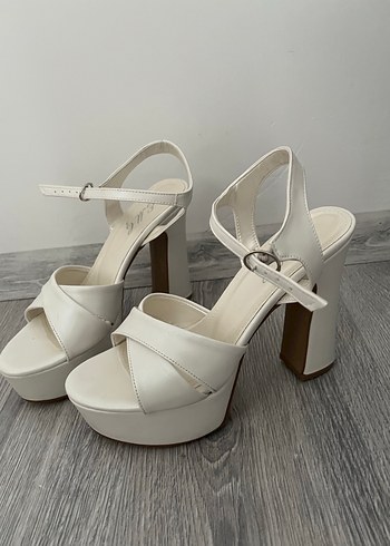 Gelin ayakkabısı - Görsel 2