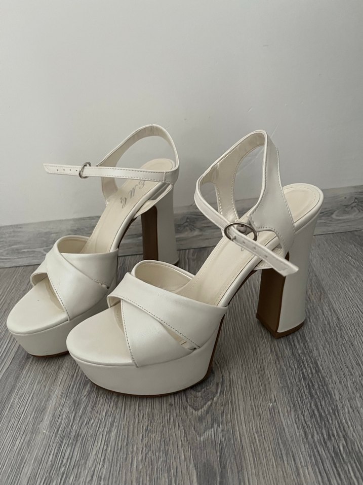 Gelin ayakkabısı - Görsel 2