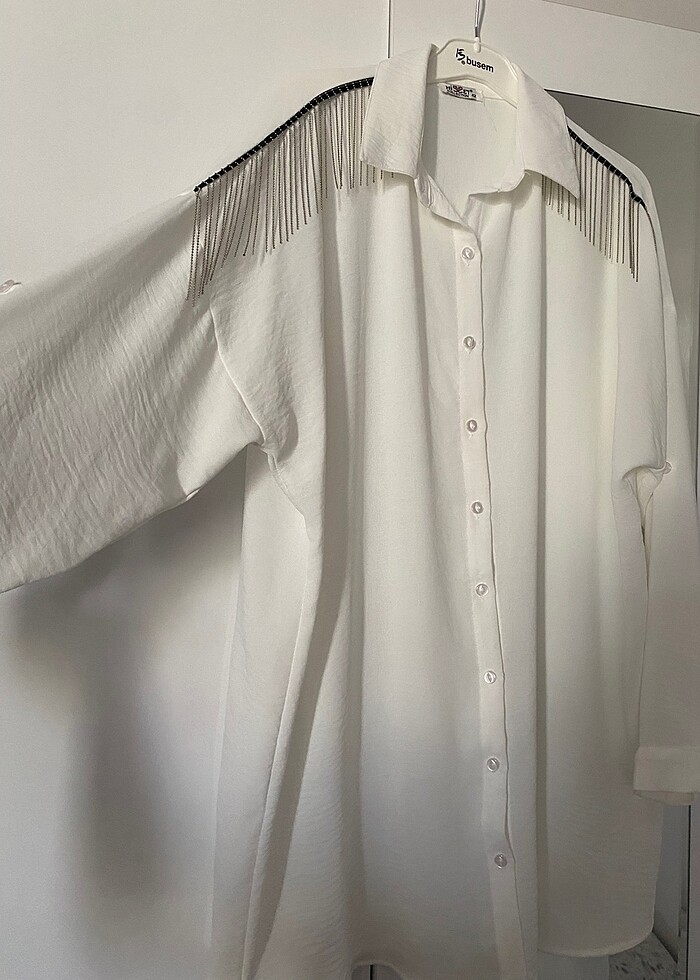 Beyaz gömlek - Görsel 2
