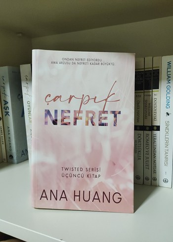 Çarpık Nefret - Ana Huang