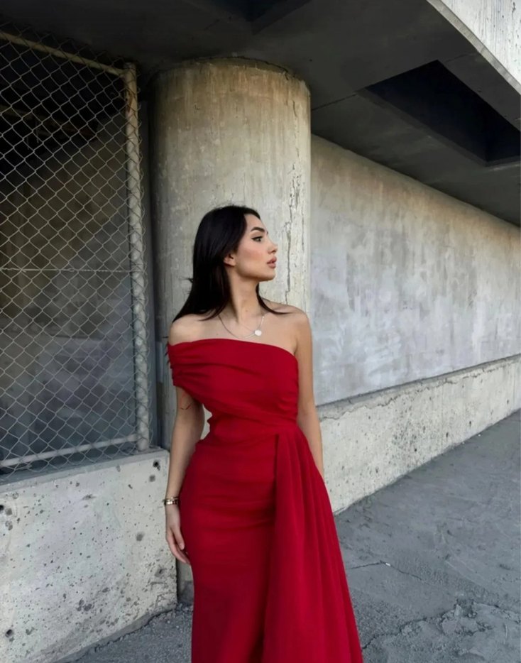 Kırmızı Straplez Uzun Drapeli Elbise - Görsel 2