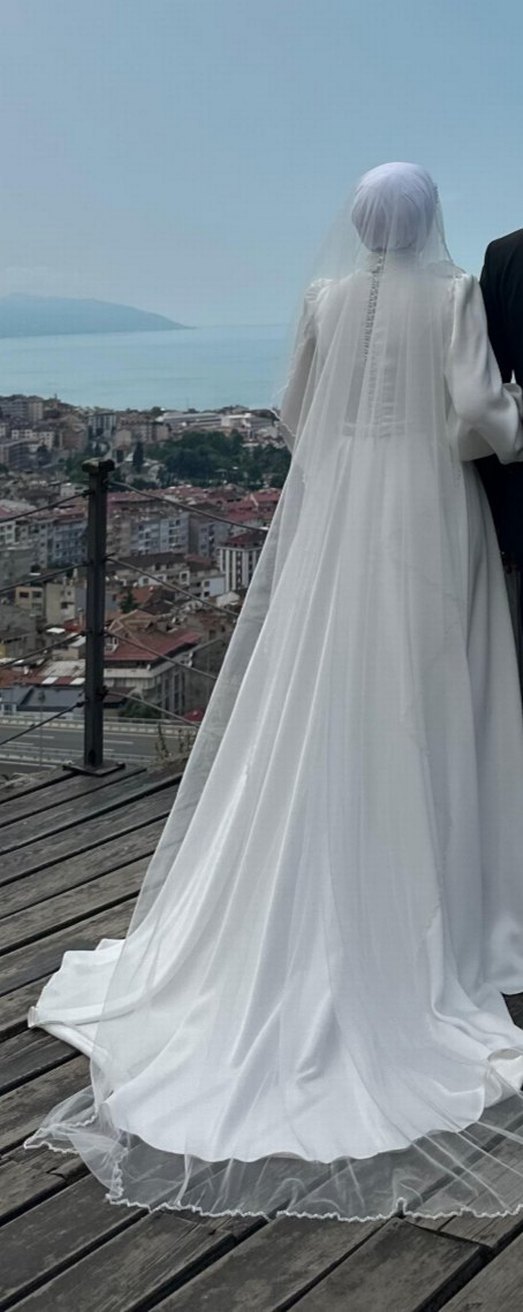 Uzun Kollu Beyaz Özel Dikim Gelinlik - Görsel 4