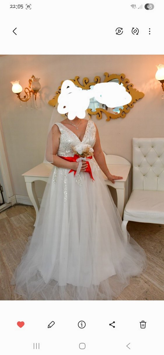 A Kesim Uzun Gelinlik - Görsel 2