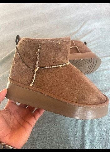 Ugg UGG platform 