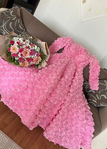 PEMBE ABİYE