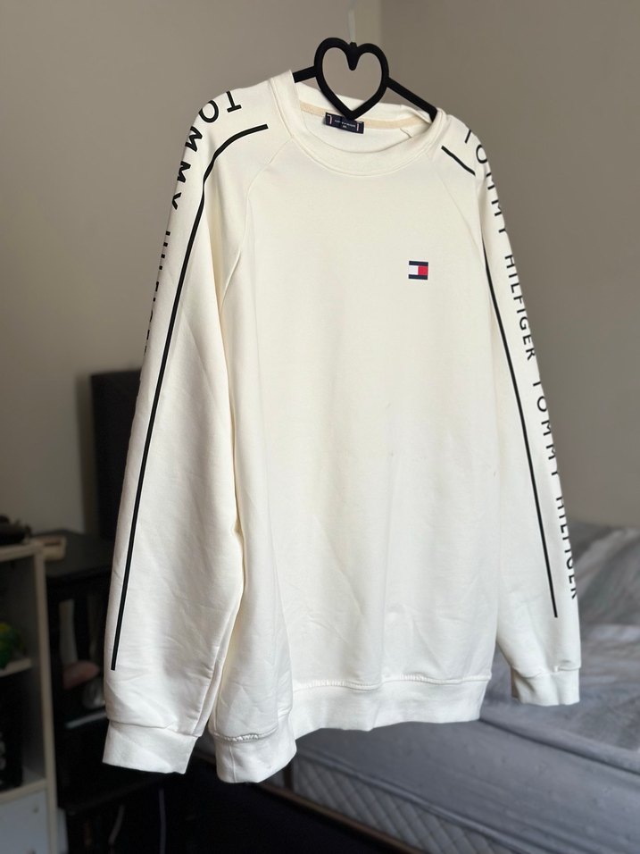 Tommy Hilfiger Orijinal Sweatshirt - Görsel 2