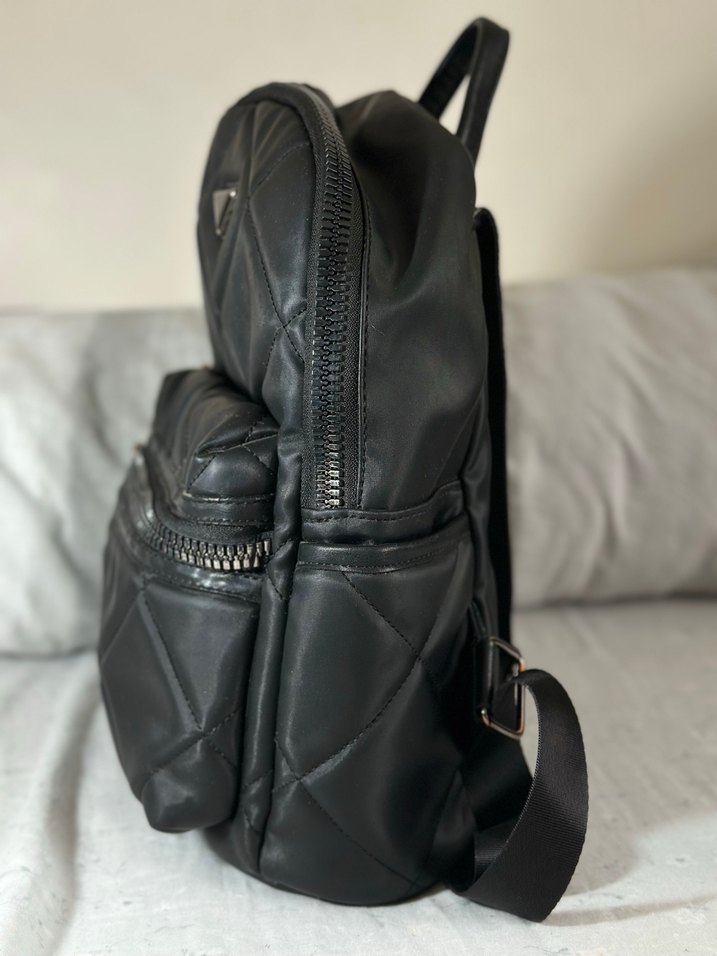 Kadın Siyah Deri Sırt Çantası - Görsel 4