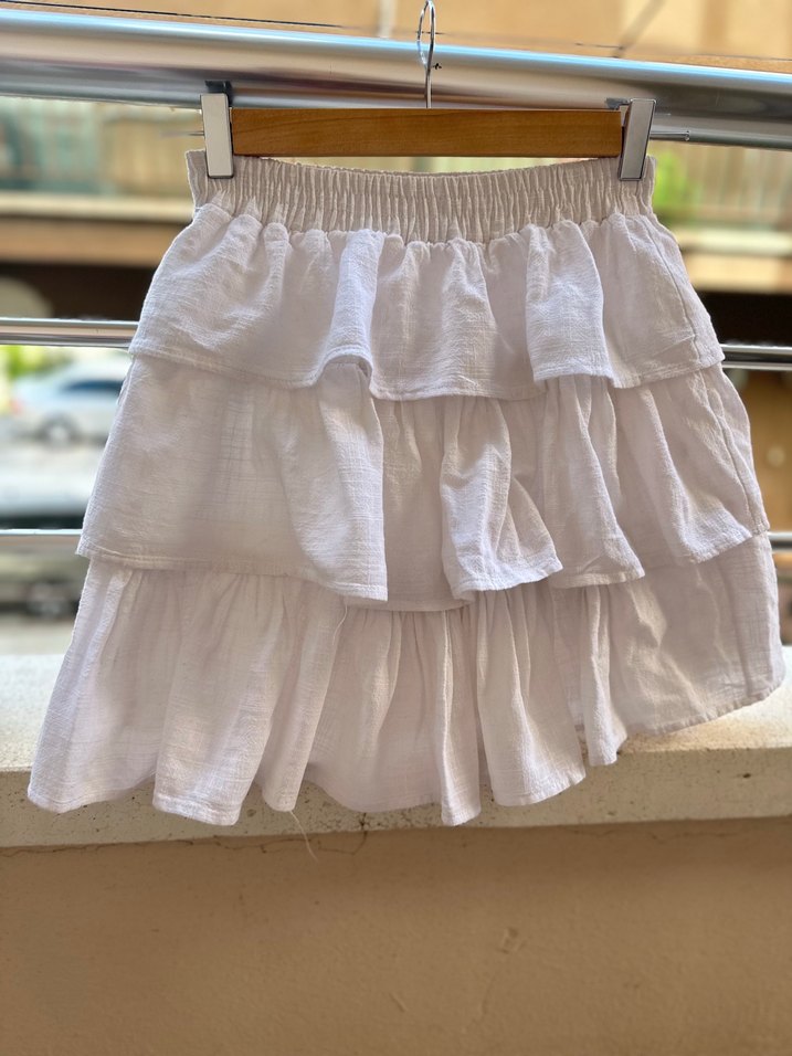 Beyaz Keten Volanlı Mini Etek - Görsel 2