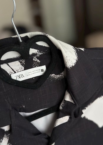 Zara Siyah Baskılı Kısa Kollu  Gömlek - Görsel 4