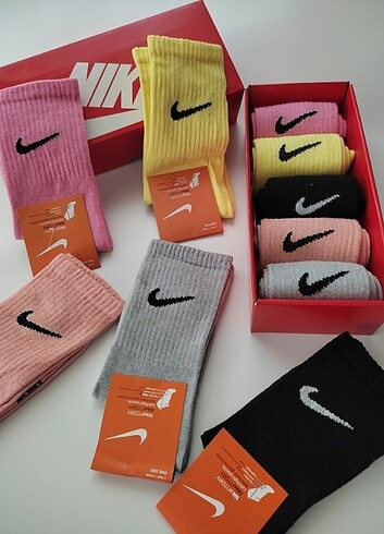 Tenis model çorap