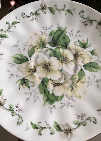 Çiçek Desenli Beyaz Çay Tabağı - Görsel 4