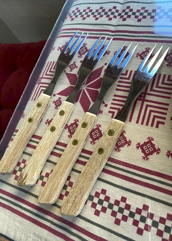 Ahşap Saplı Metal Çatal Seti - Görsel 2