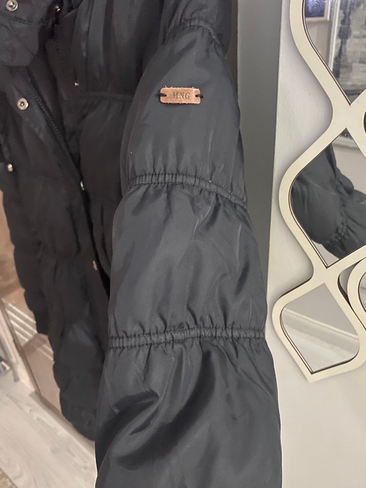 Siyah Kadın Kışlık Mont - Görsel 2