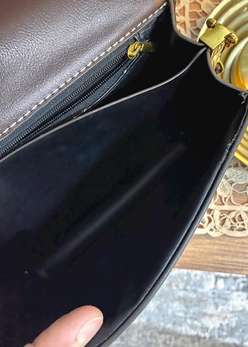 Kahverengi Süet Tokalı Kadın Çanta - Görsel 5