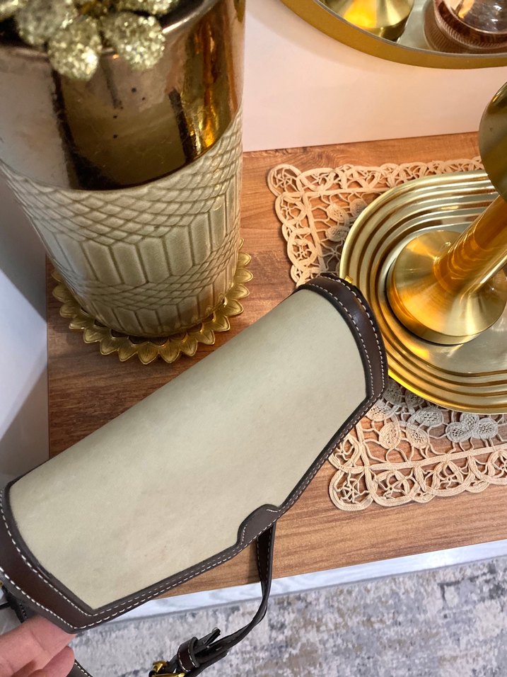 Kahverengi Süet Tokalı Kadın Çanta - Görsel 2