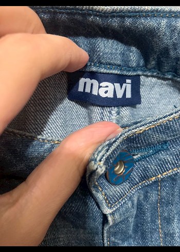 Kadın  Mini Kot Şort Velcro Detaylı - Görsel 3