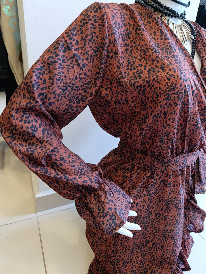 Kahverengi Yılan Desenli Bohem Mini Elbise - Görsel 4