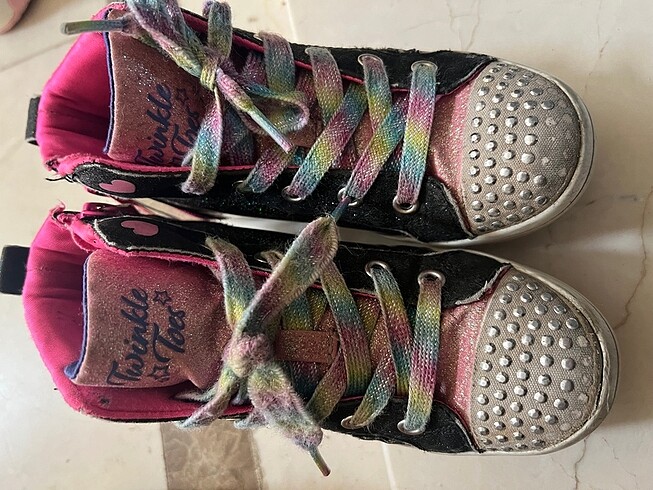 31 Beden Skechers 31 numara bot