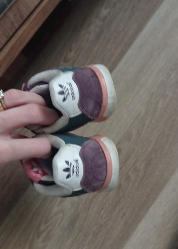 Kız Çocuk Mor Cırt Cırtlı Spor Ayakkabı - Görsel 4