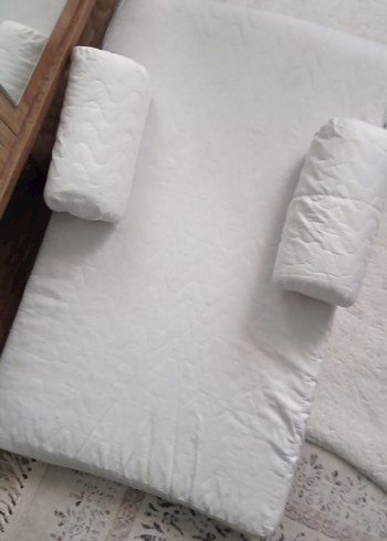 Beyaz Düz Desen reflü minderi - Görsel 2