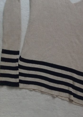 V Yaka Bej Triko Kadın Kazak - Görsel 2