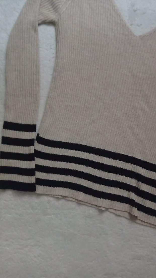 V Yaka Bej Triko Kadın Kazak - Görsel 2