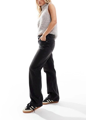 36 Beden siyah Renk Bershka straight fit jean