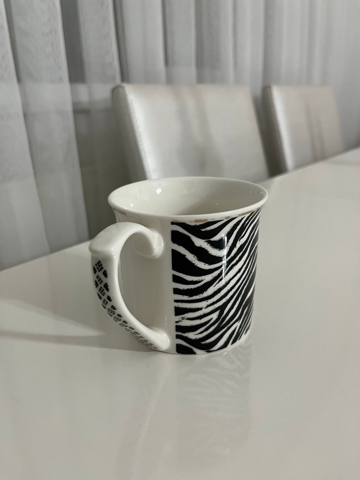 Zebra Desenli Beyaz Kupa - Görsel 3