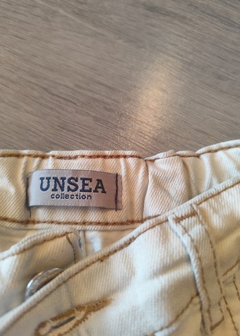 10 Yaş Beden beyaz Renk Bohem Batik Desenli Düğmeli Denim Şort