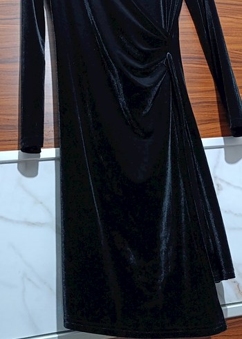 Uzun Kollu Siyah Gotik Drapeli Elbise