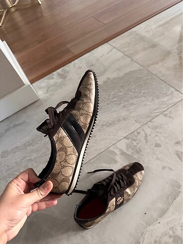38 Beden COACH SNEAKERS EN SEVİLEN
