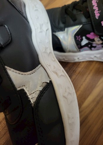 LC Waıkıkı Kız Çocuk Siyah Cırtlı Spor Ayakkabı - Görsel 5