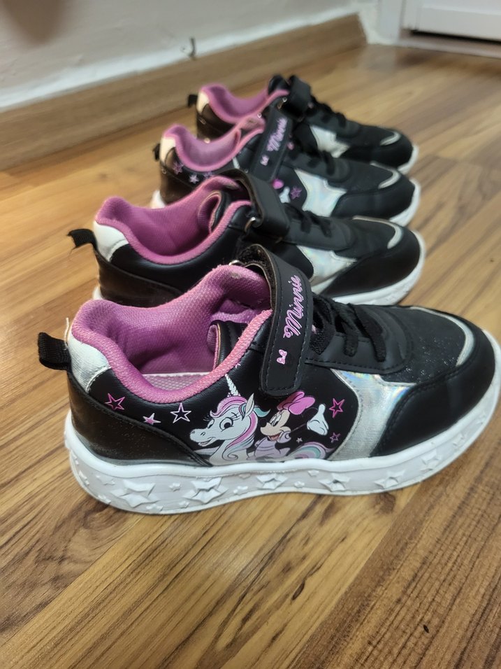 LC Waıkıkı Kız Çocuk Siyah Cırtlı Spor Ayakkabı - Görsel 3