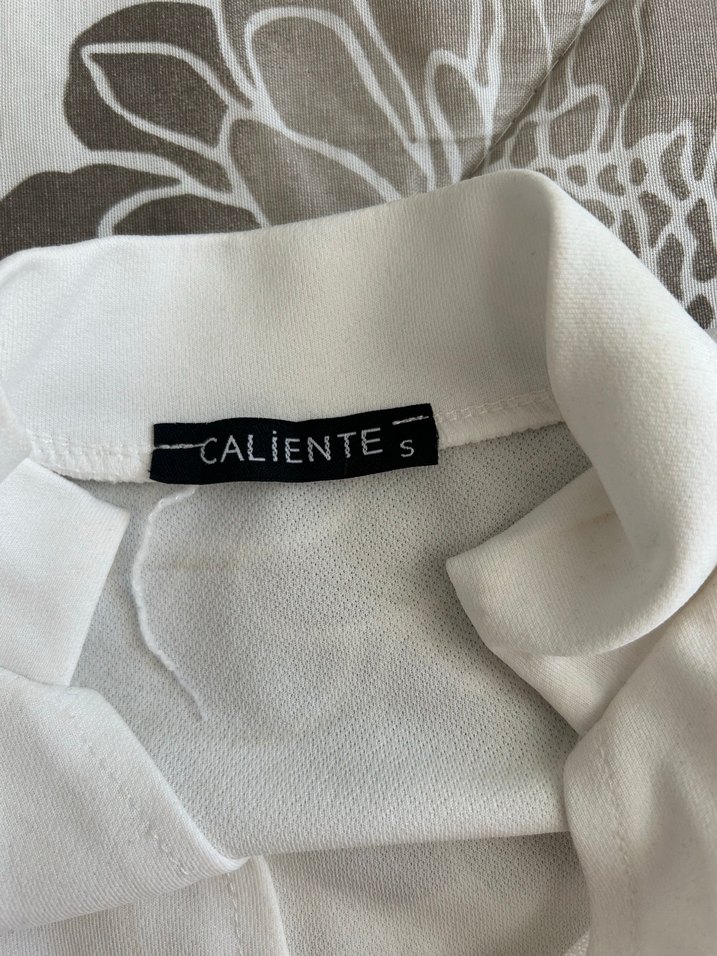 Düğmeli Beyaz Kadın Bluz, Uzun Kollu, Yakalı - Görsel 2