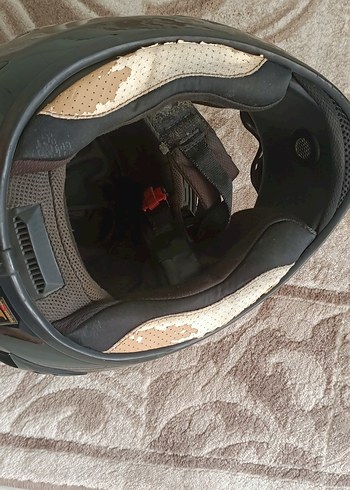 Siyah Baskılı Motosiklet Kaskı - Görsel 5