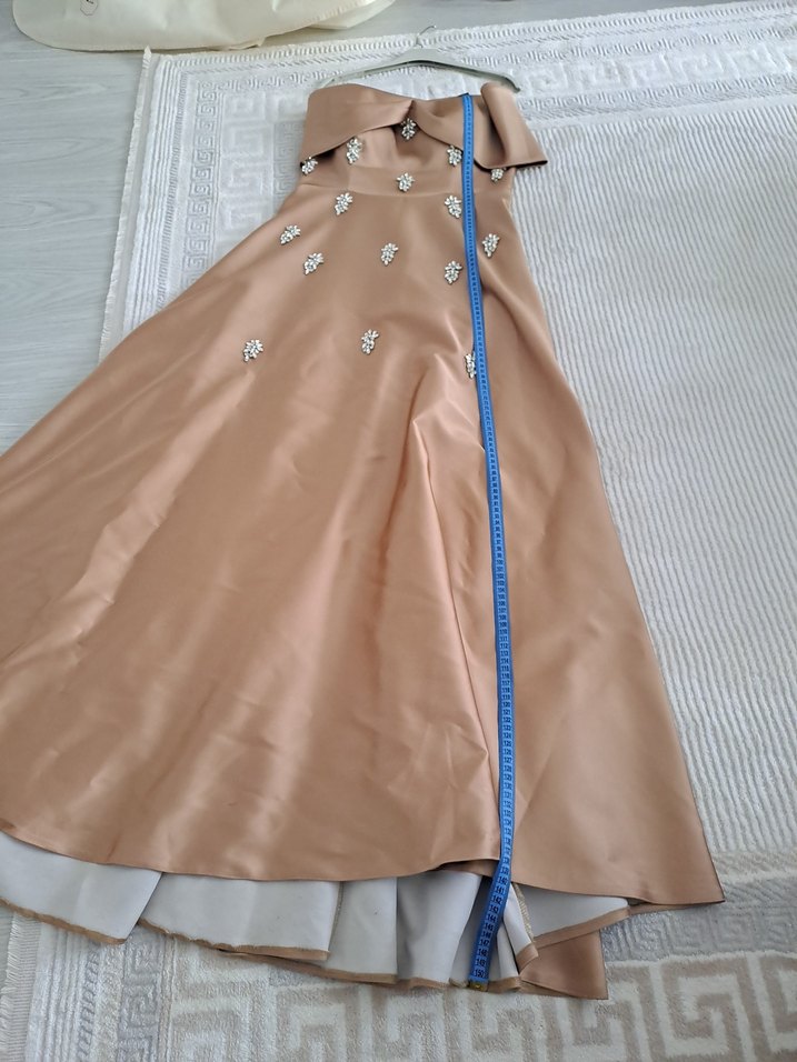 bal köpüğü Drapeli Uzun Straplez Abiye Elbise - Görsel 4