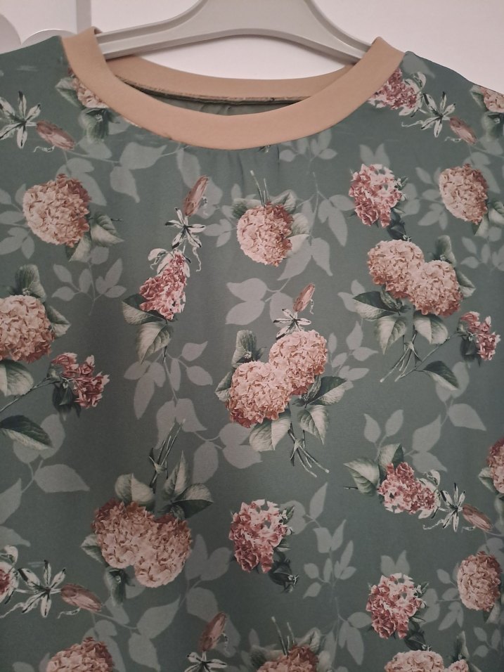 Uzun Kollu Yeşil Çiçekli Bohem Elbise - Görsel 5