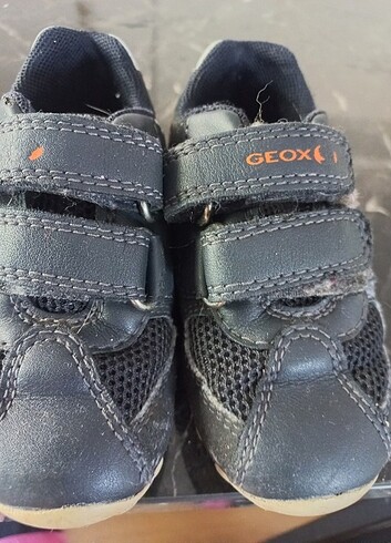 Geox 22 numara erkek çocuk spor ayakkabı