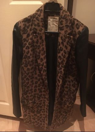 m Beden Pull and Bear Deri Kol Detaylı Leoparlı Mont
