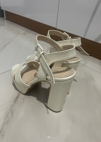 Beyaz Platform Topuklu Kadın Abiye Ayakkabı - Görsel 4