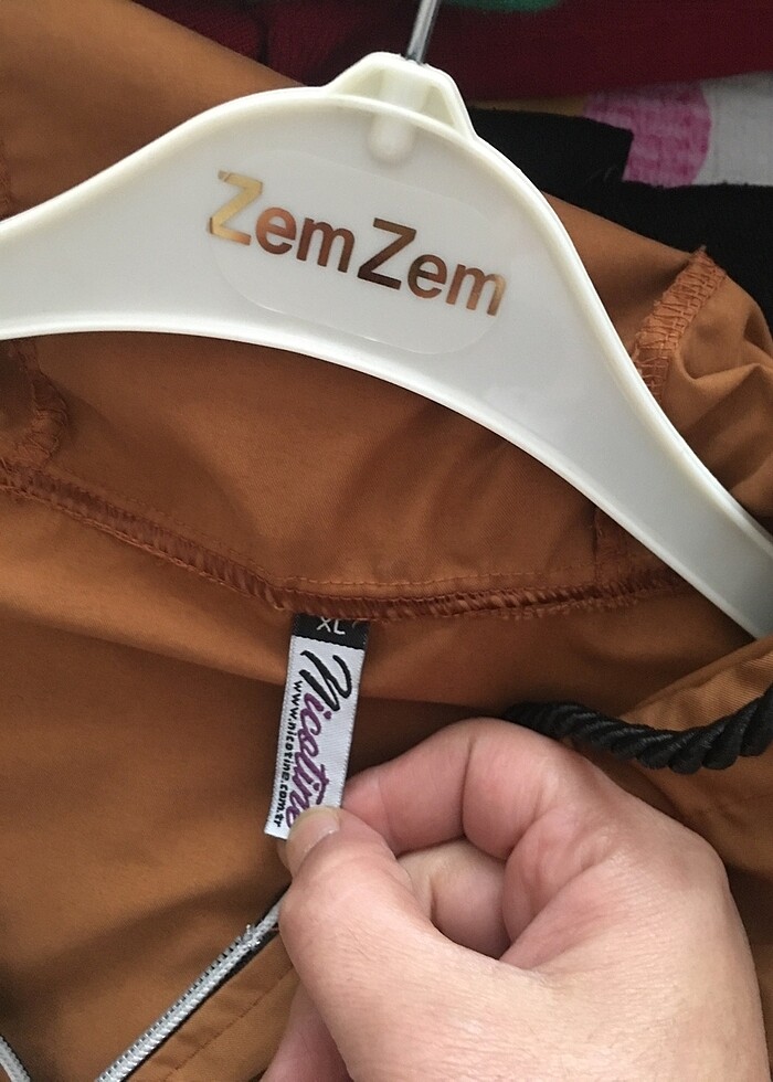 Kadın yağmurluk - Görsel 3