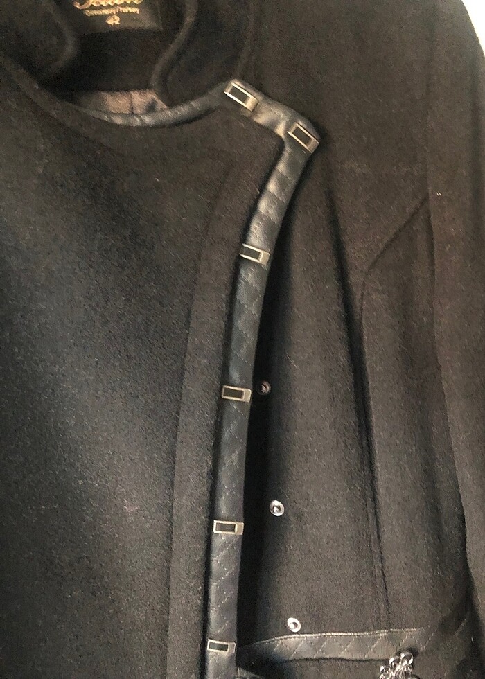 Kaşe kaban A kalite bir ürün çok yüksek mevlaya  aldığım çok sev - Görsel 2