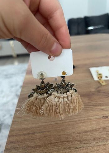 Beden Bej Püsküllü Bohem Mini Küpe