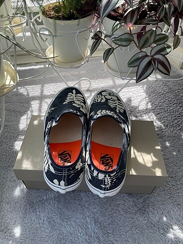 Vans Vans Özel Seri Lacivert çicekl41 numara