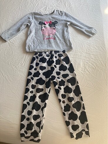 Kız bebek pijama takımı