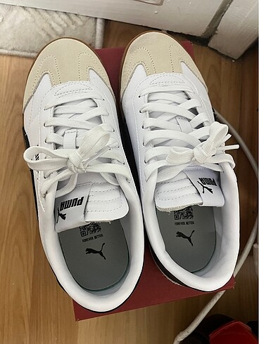 Puma Sneaker