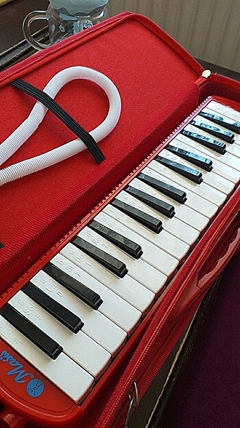  Beden Az kullanılmıs melodika